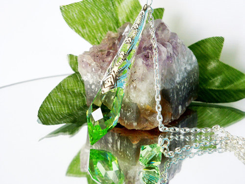 swarovski crystal divining pendulum