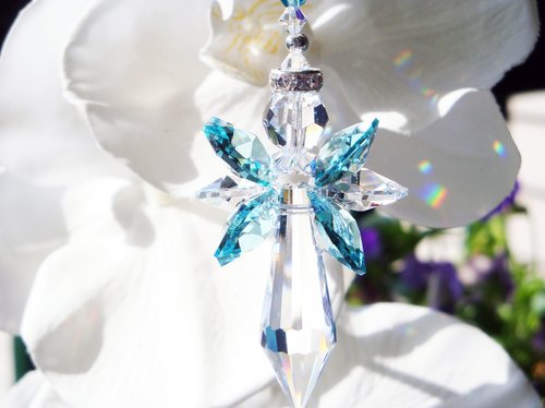 Angel Car Charm – Guardian Crystal Suncatcher for Rearview Mirror, Memorial Gift & Car Accessory