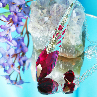 red crystal pendulum