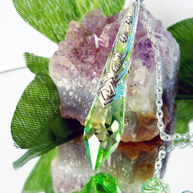 green crystal pendulum