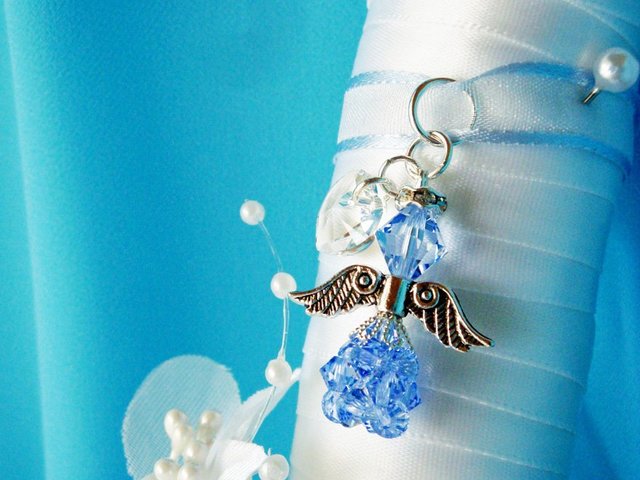 something blue bouquet charm